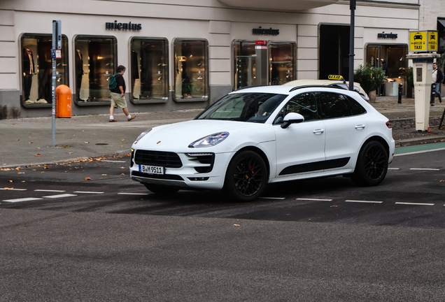 Porsche 95B Macan GTS MkI