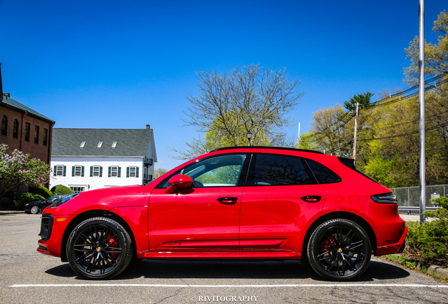 Porsche 95B Macan GTS MkIII