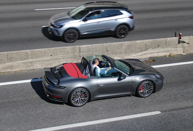 Porsche 992 Carrera S Cabriolet