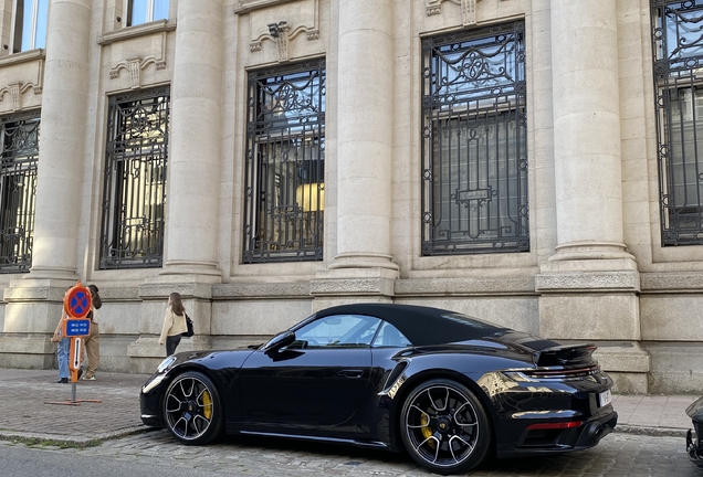 Porsche 992 Turbo S Cabriolet