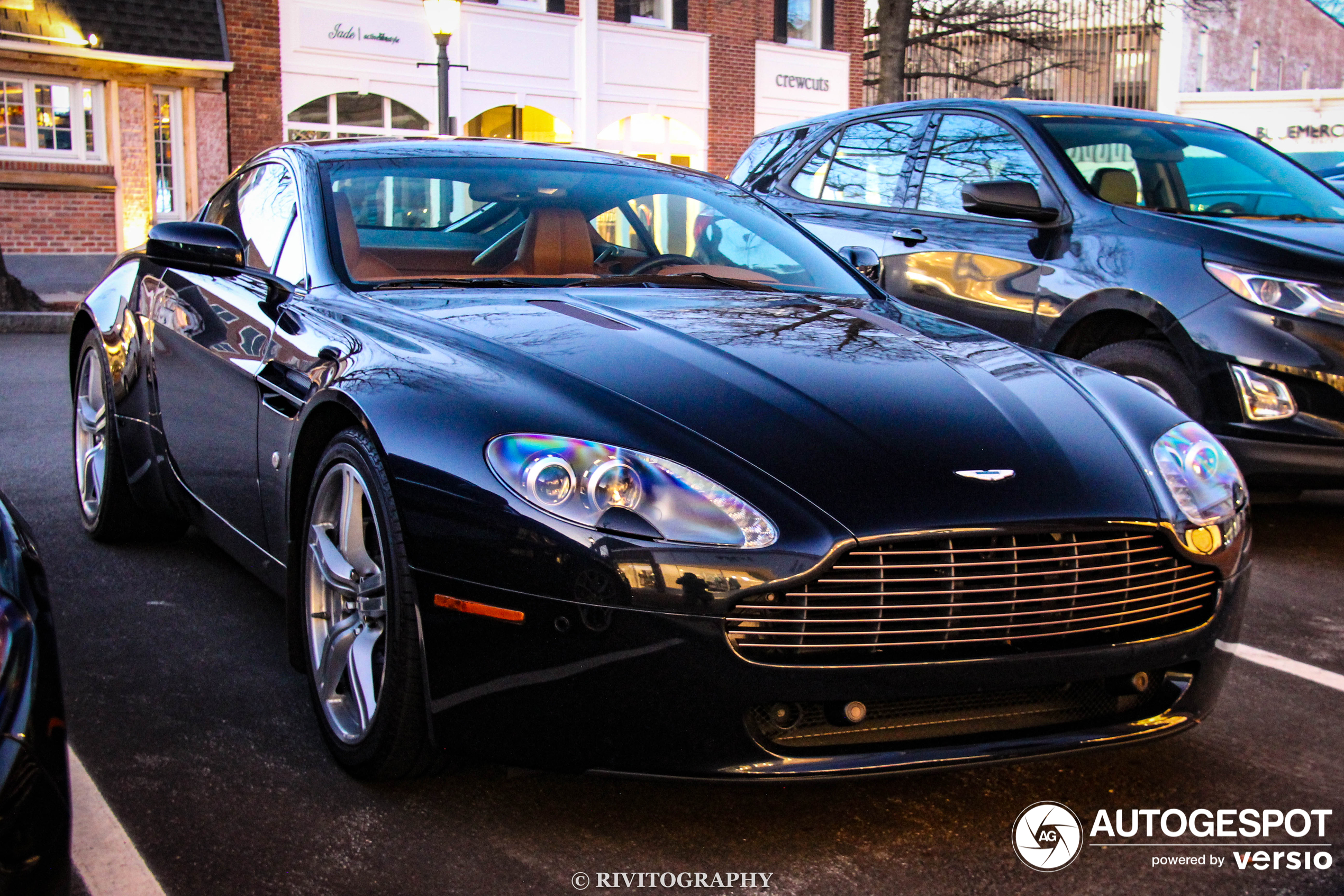 Aston Martin V8 Vantage