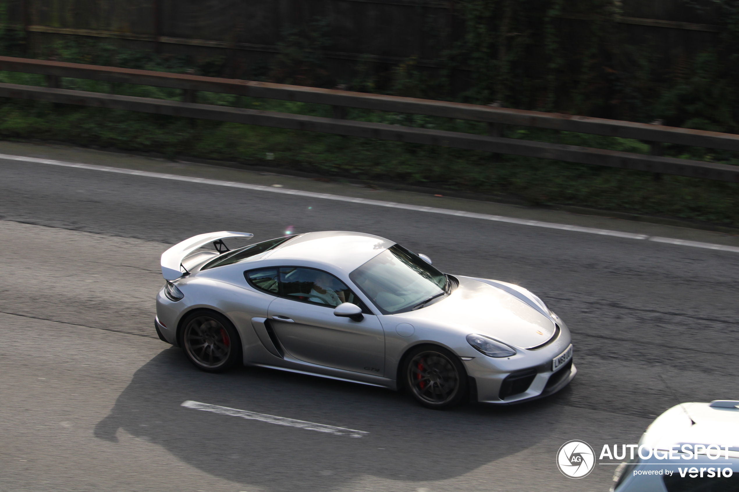 Porsche 718 Cayman GT4