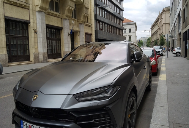 Lamborghini Urus