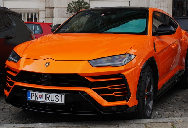 Lamborghini Urus