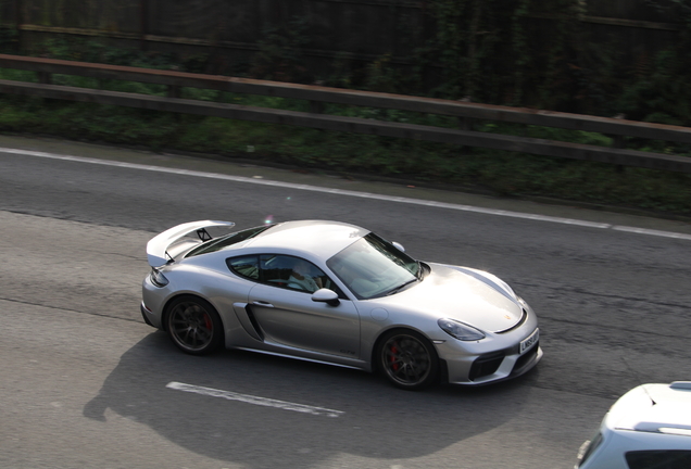 Porsche 718 Cayman GT4