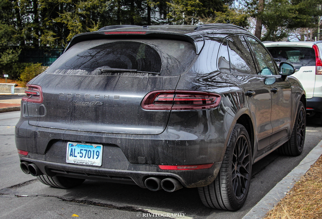 Porsche 95B Macan GTS