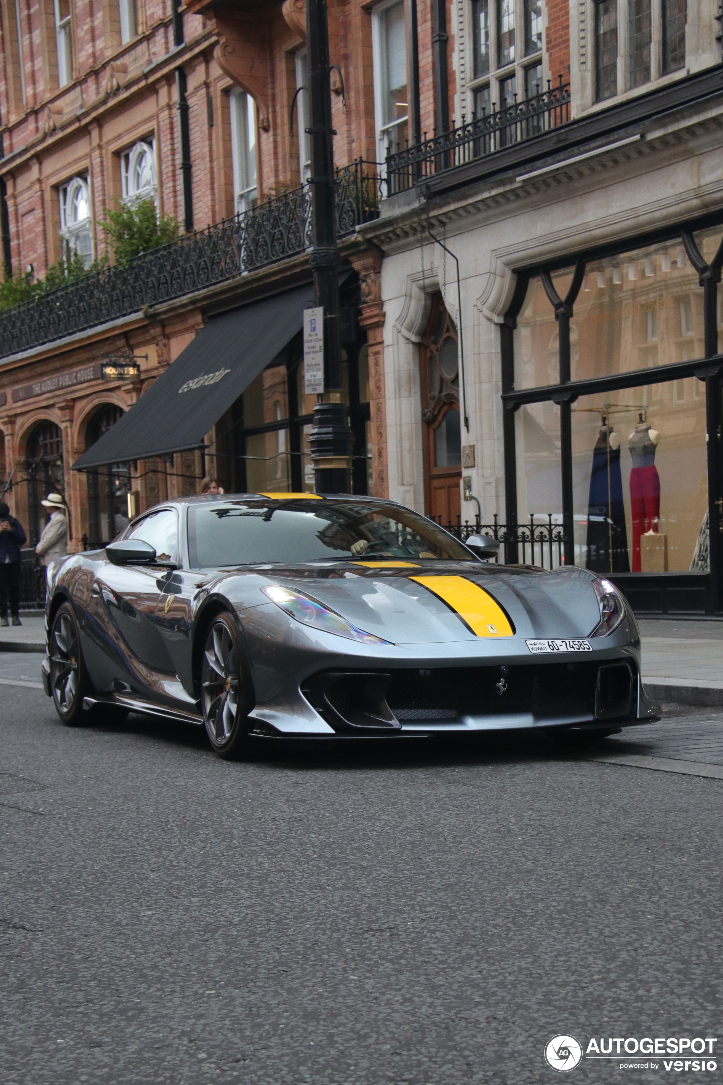 Ferrari 812 Competizione