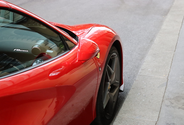 Ferrari F8 Spider