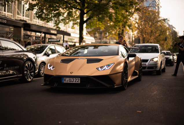 Lamborghini Huracán LP640-2 STO