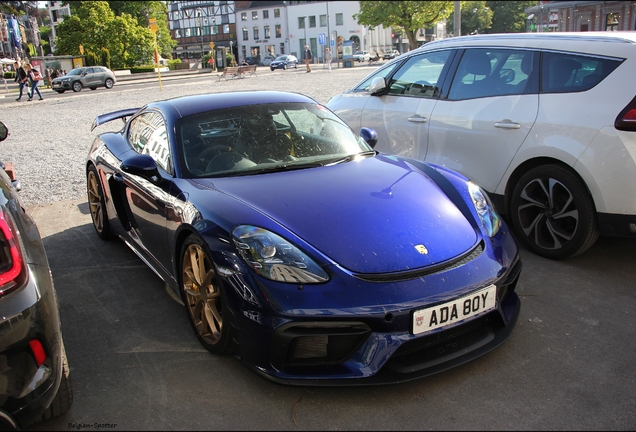 Porsche 718 Cayman GT4