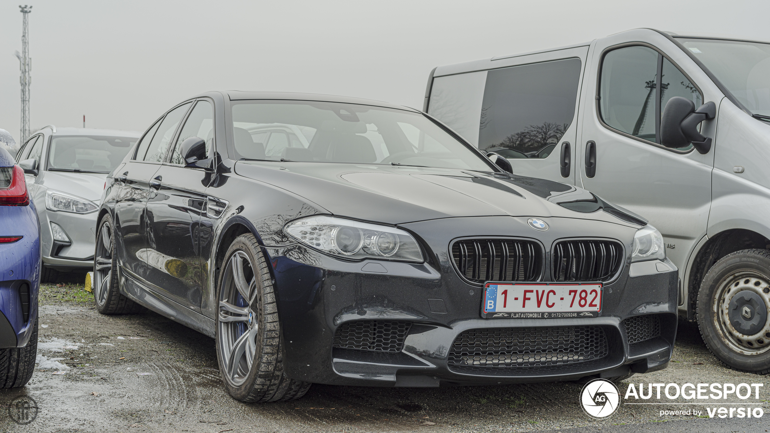 BMW M5 F10 2011