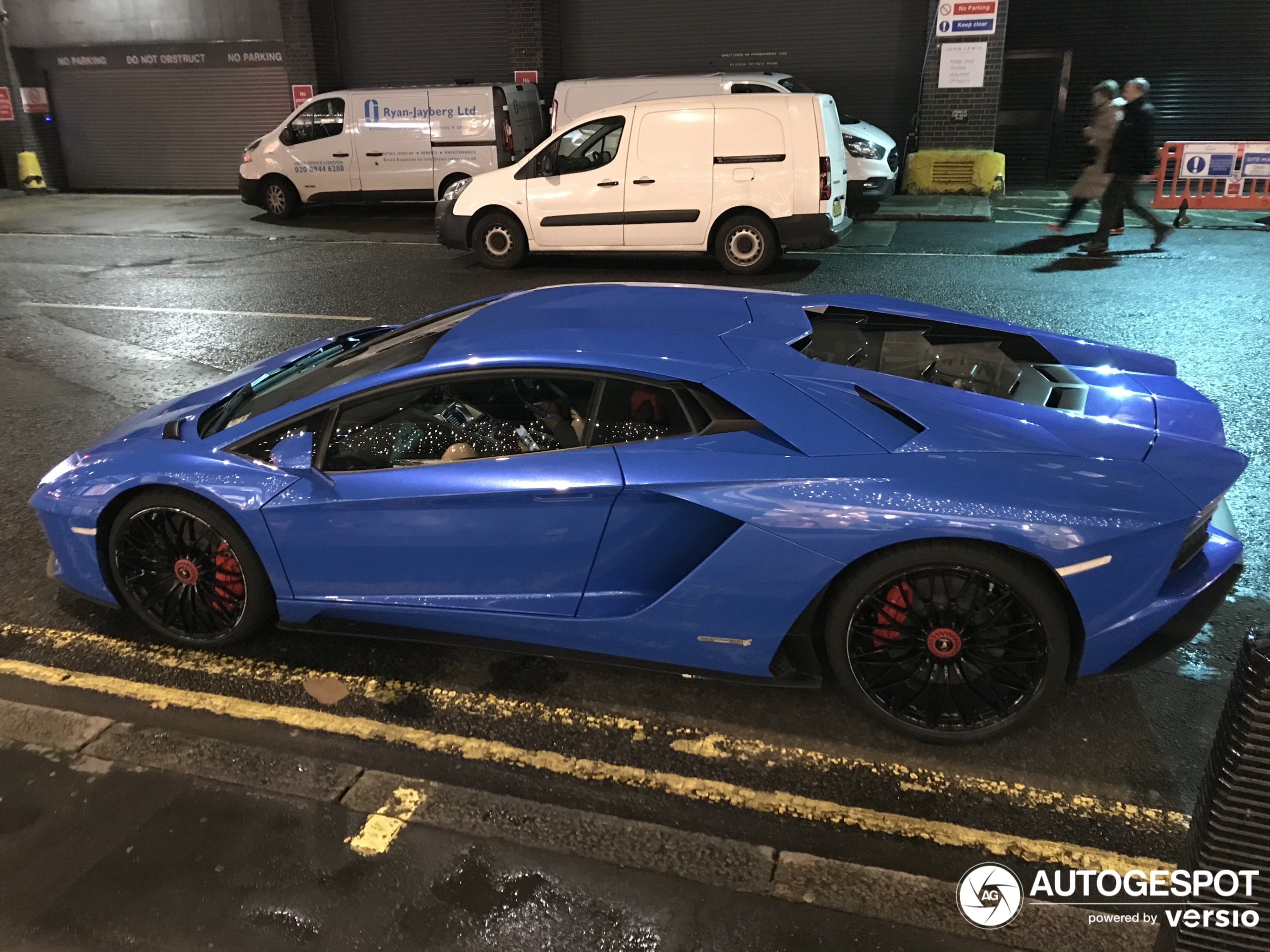 Lamborghini Aventador S LP740-4