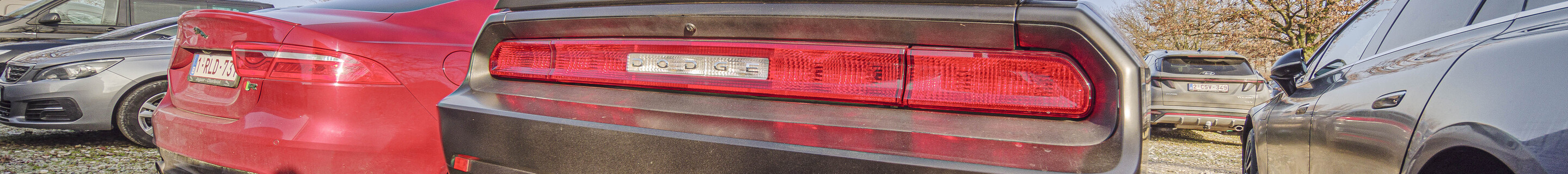 Dodge Challenger SRT-8