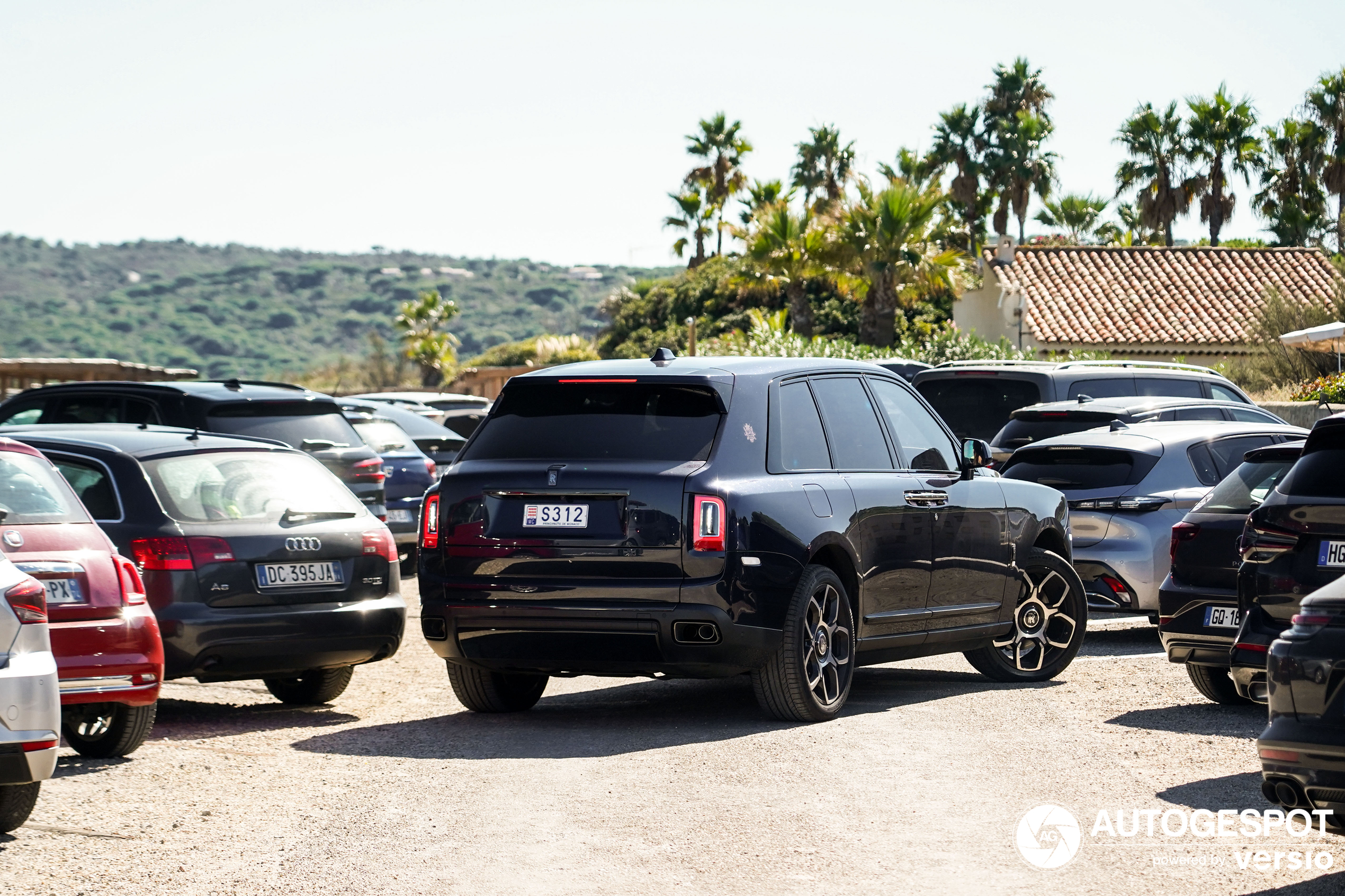 Rolls-Royce Cullinan Black Badge