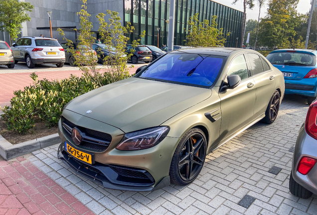 Mercedes-AMG C 63 S W205