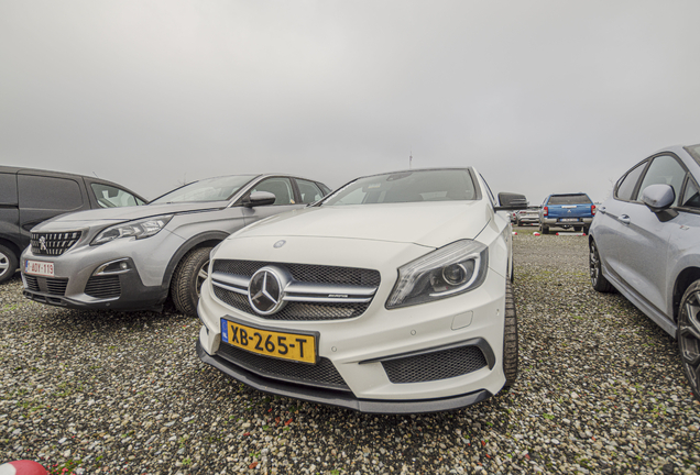 Mercedes-Benz A 45 AMG