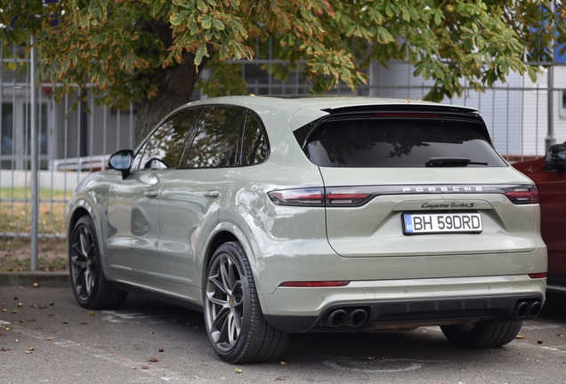 Porsche Cayenne Turbo S E-Hybrid