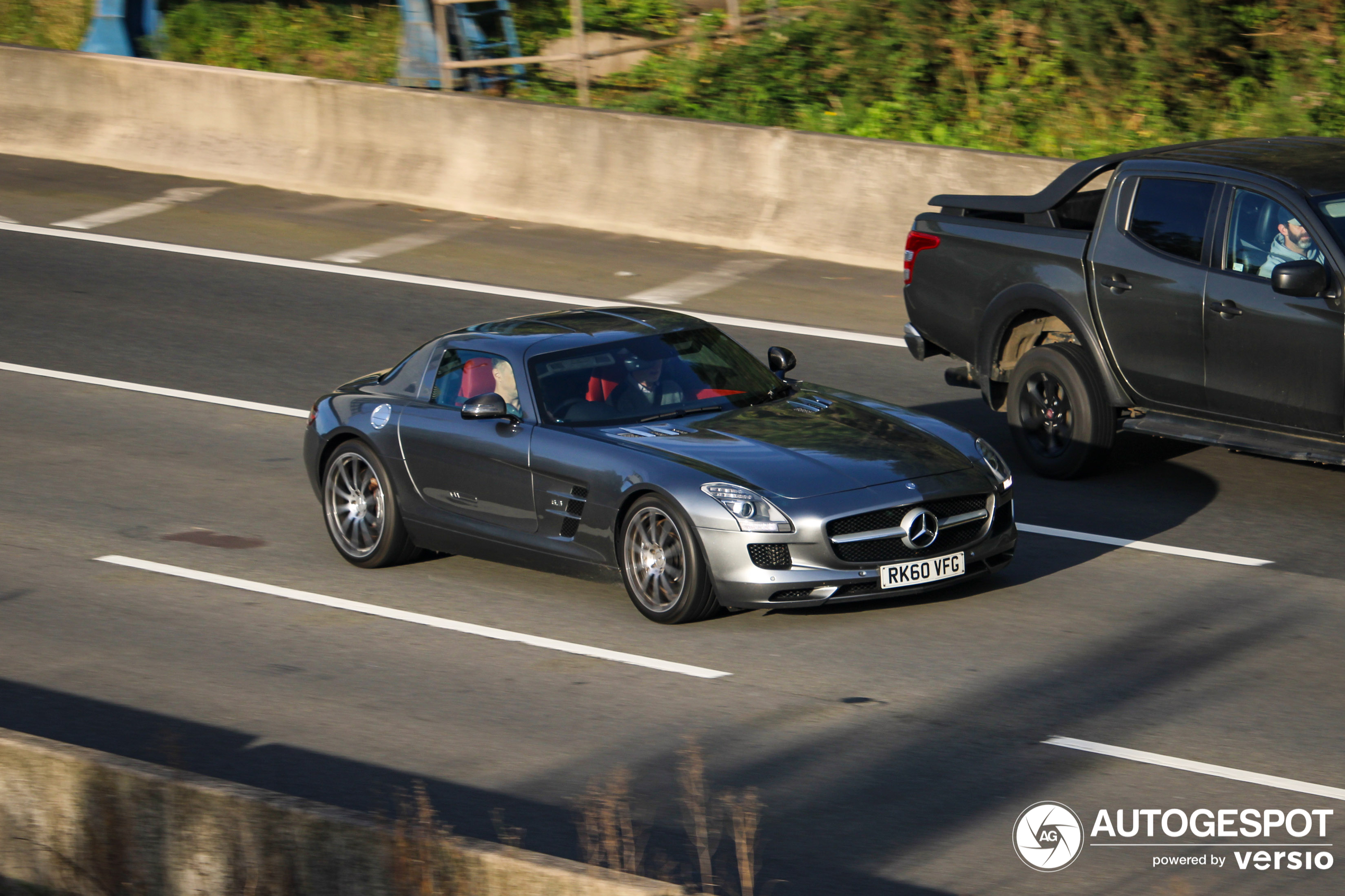 Mercedes-Benz SLS AMG