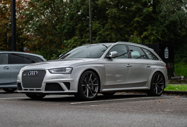 Audi RS4 Avant B8