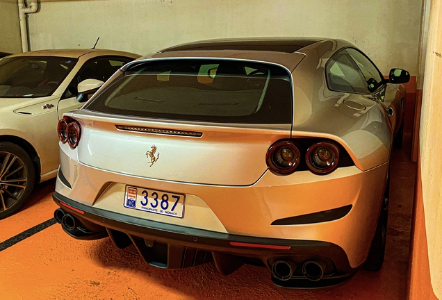 Ferrari GTC4Lusso