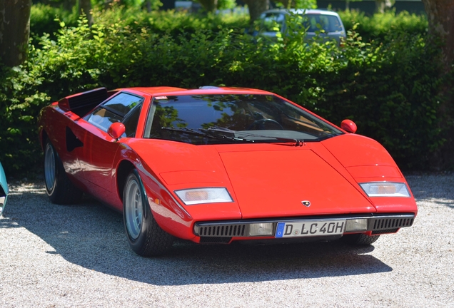 Lamborghini Countach LP400