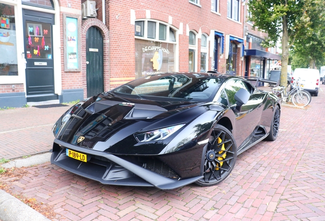 Lamborghini Huracán LP640-2 STO