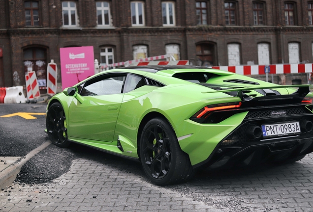 Lamborghini Huracán LP640-2 Tecnica