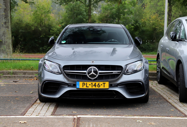 Mercedes-AMG E 63 S W213