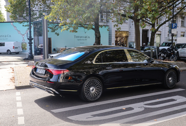 Mercedes-Maybach S 680 X223