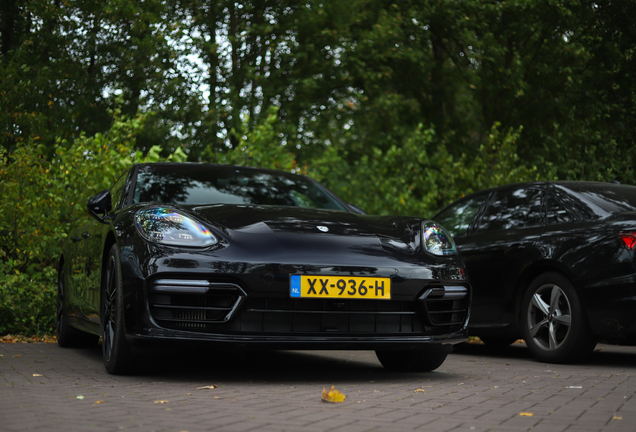 Porsche 971 Panamera Turbo S E-Hybrid