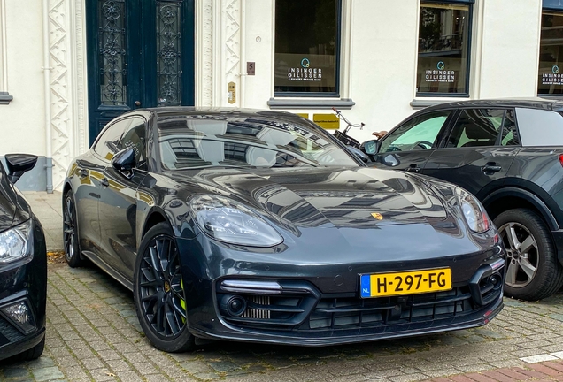 Porsche 971 Panamera Turbo S E-Hybrid Sport Turismo