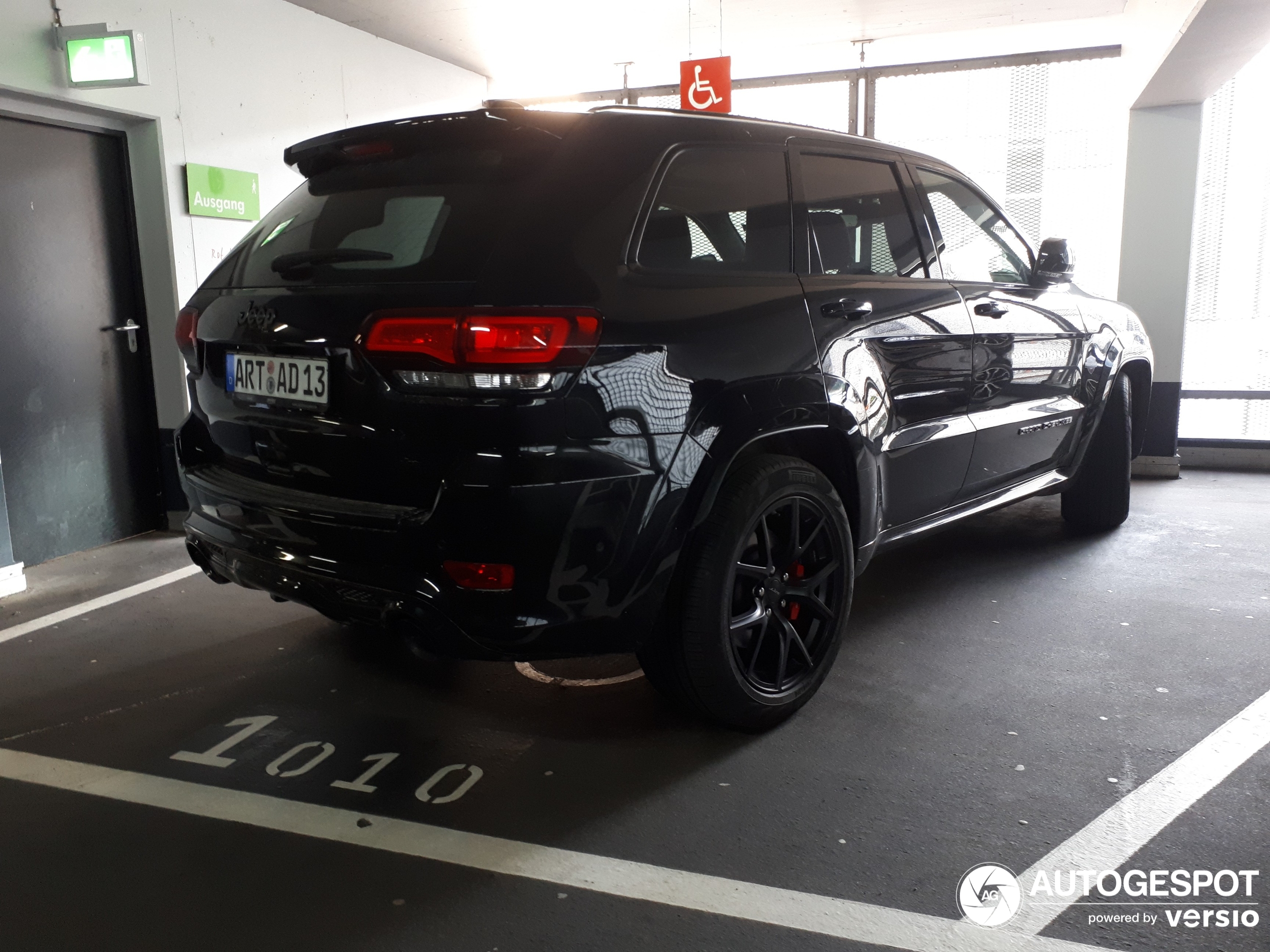 Jeep Grand Cherokee SRT 2013