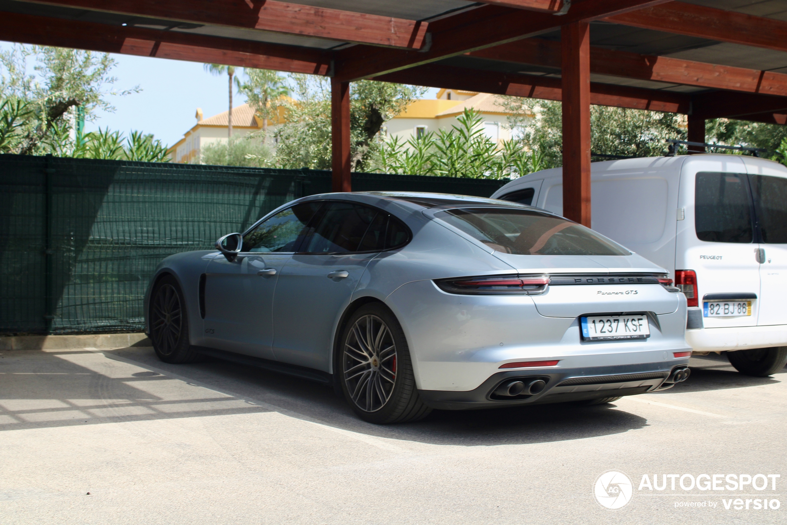 Porsche 971 Panamera GTS MkI