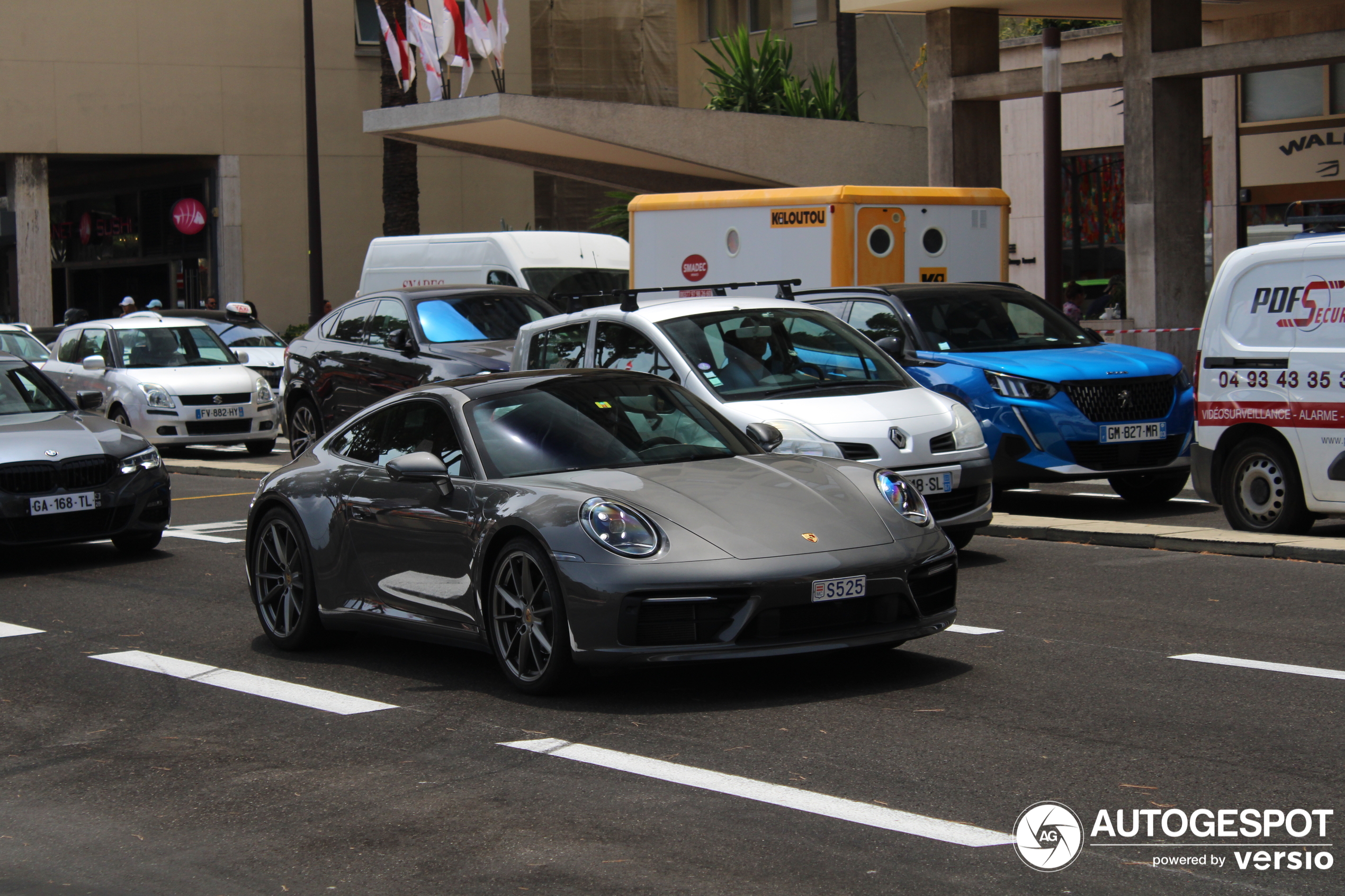 Porsche 992 Carrera 4S