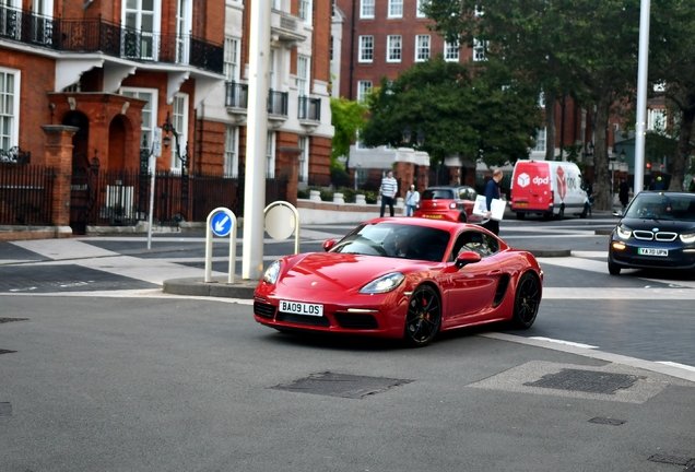 Porsche 718 Cayman S