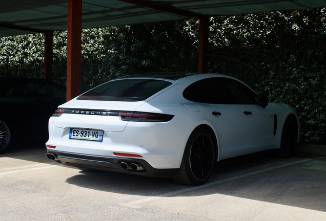 Porsche 971 Panamera Turbo S E-Hybrid