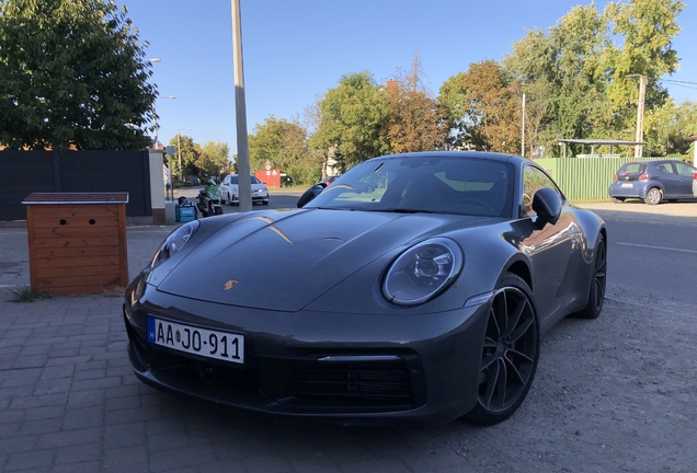 Porsche 992 Carrera 4S