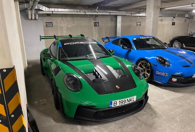 Porsche 992 GT3 RS Weissach Package