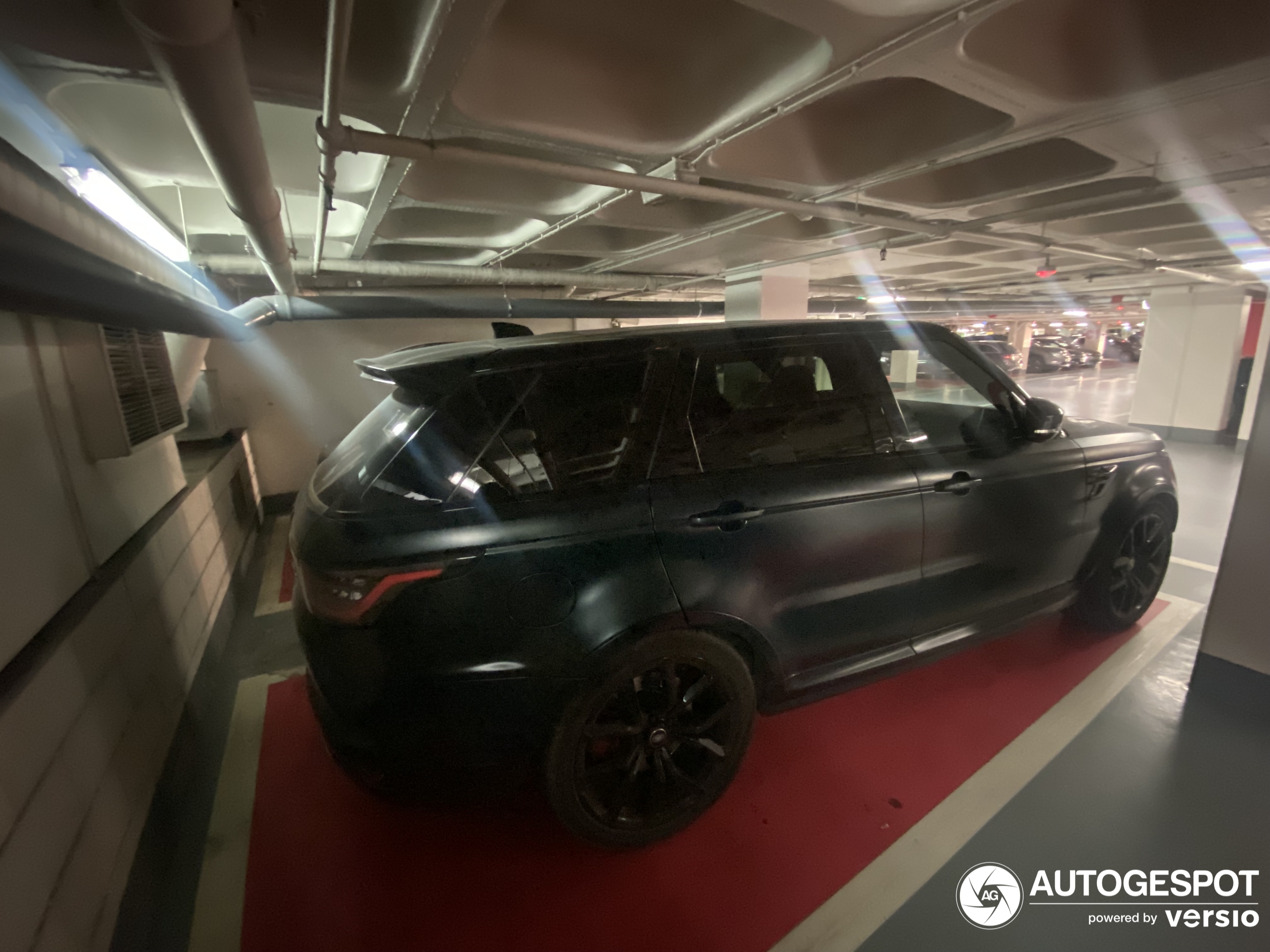 Land Rover Range Rover Sport SVR 2018 - 3 October 2023 - Autogespot