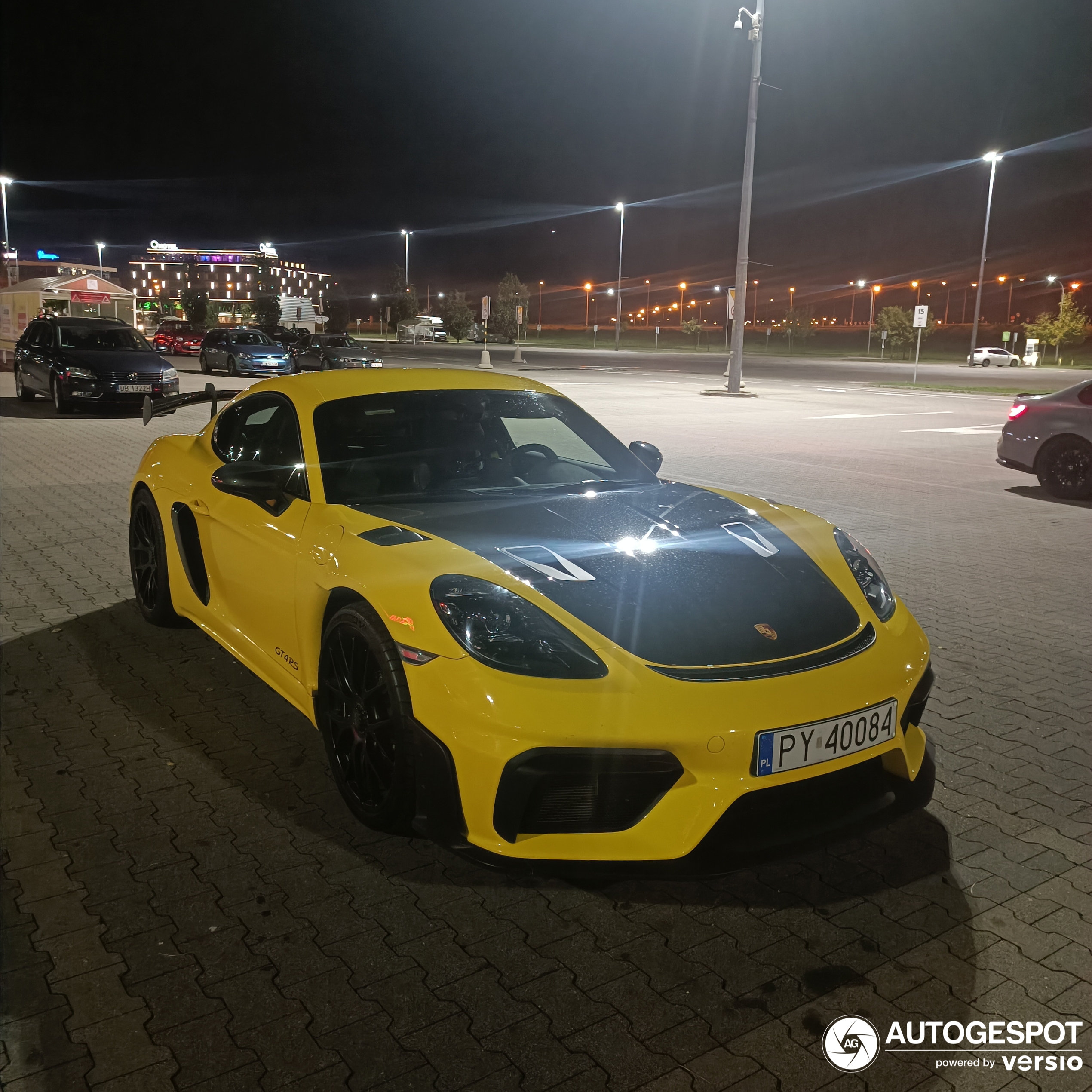 Porsche 718 Cayman GT4 RS Weissach Package