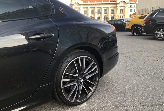 Maserati Quattroporte Trofeo