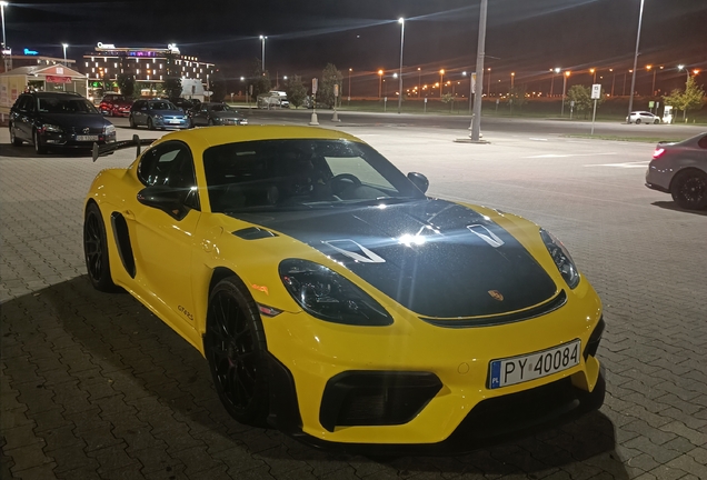 Porsche 718 Cayman GT4 RS Weissach Package