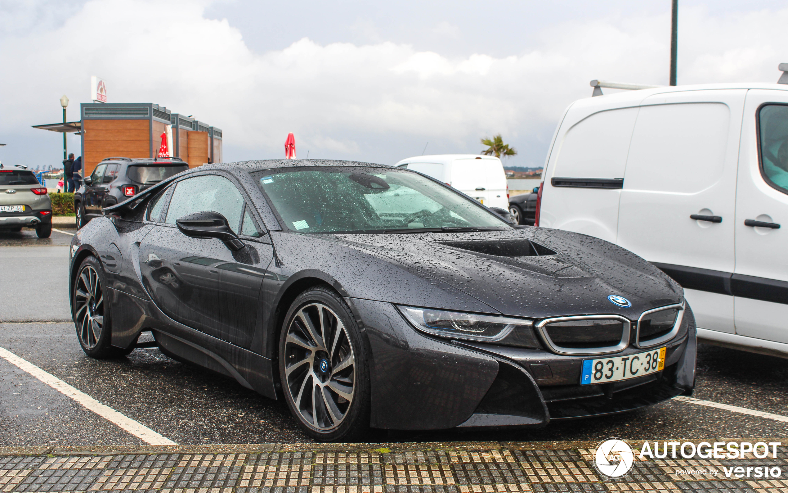 BMW i8