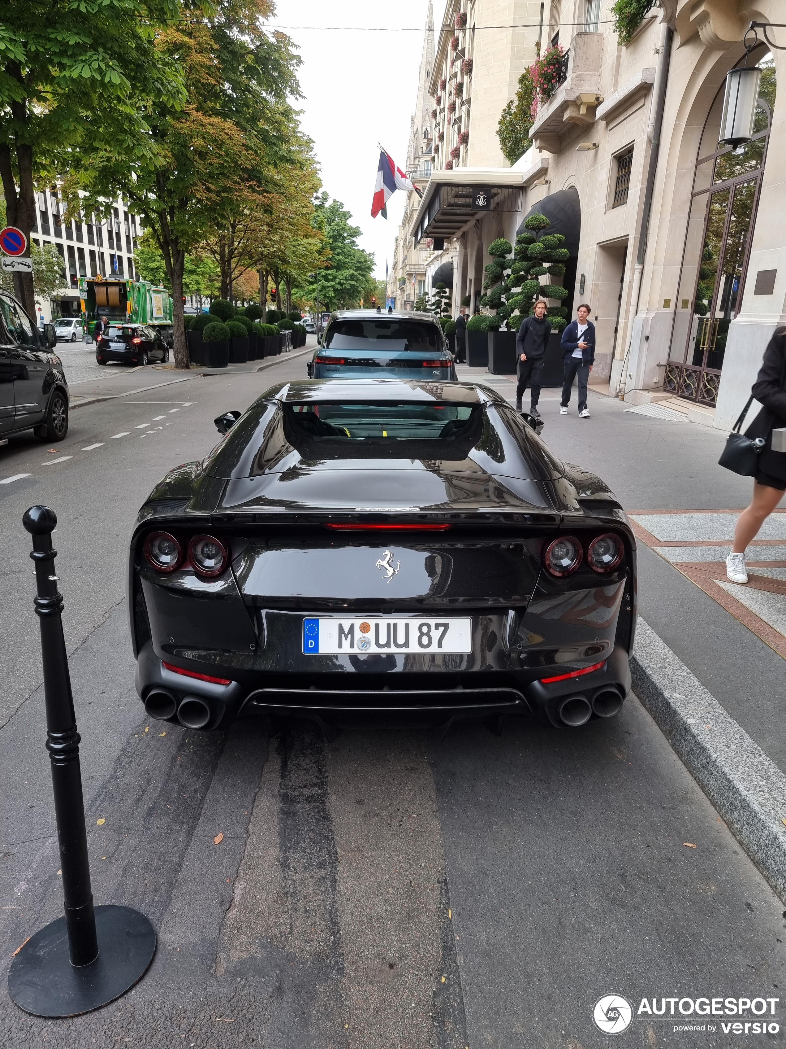 Ferrari 812 GTS