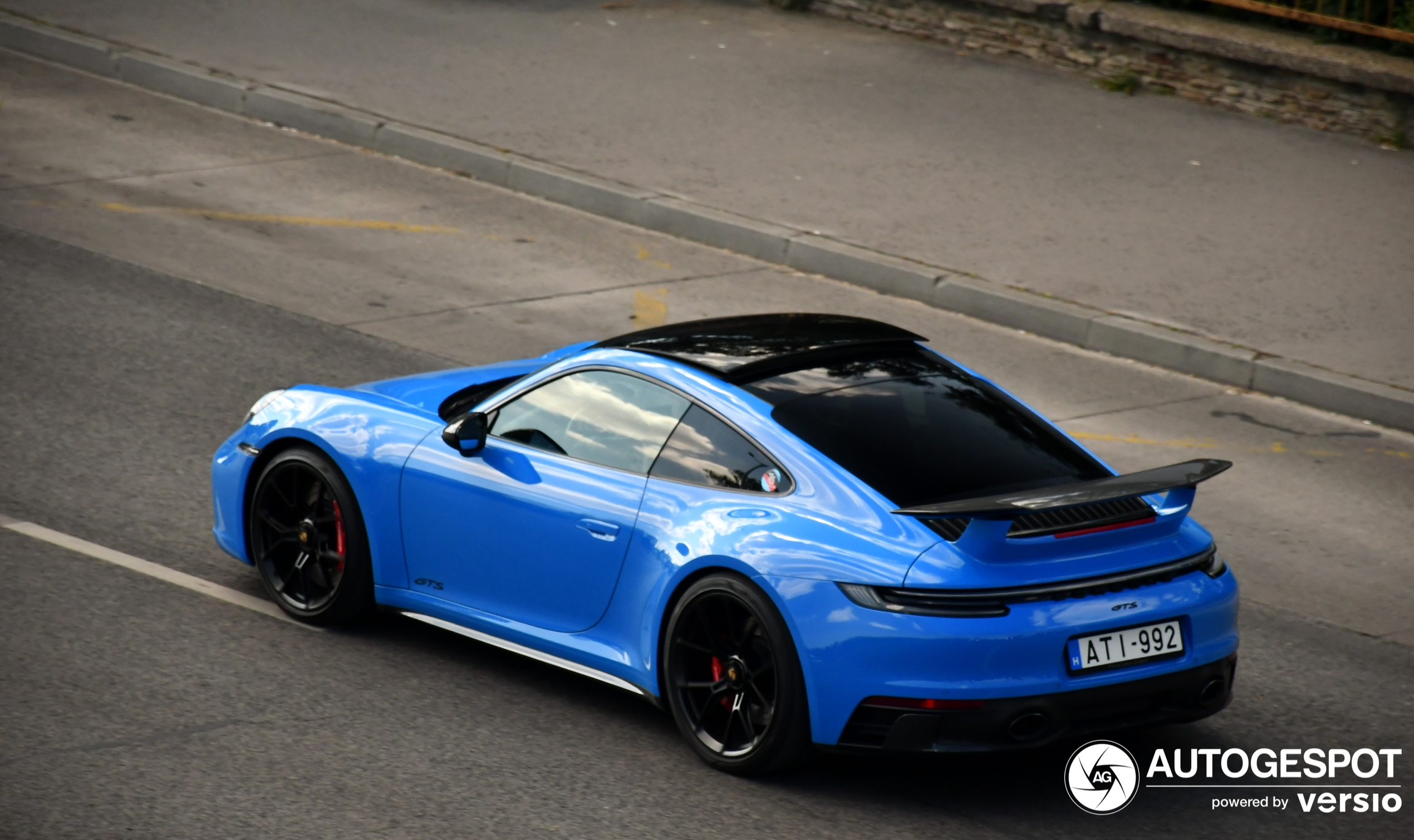 porsche-992-carrera-4-gts-14-october-2023-autogespot