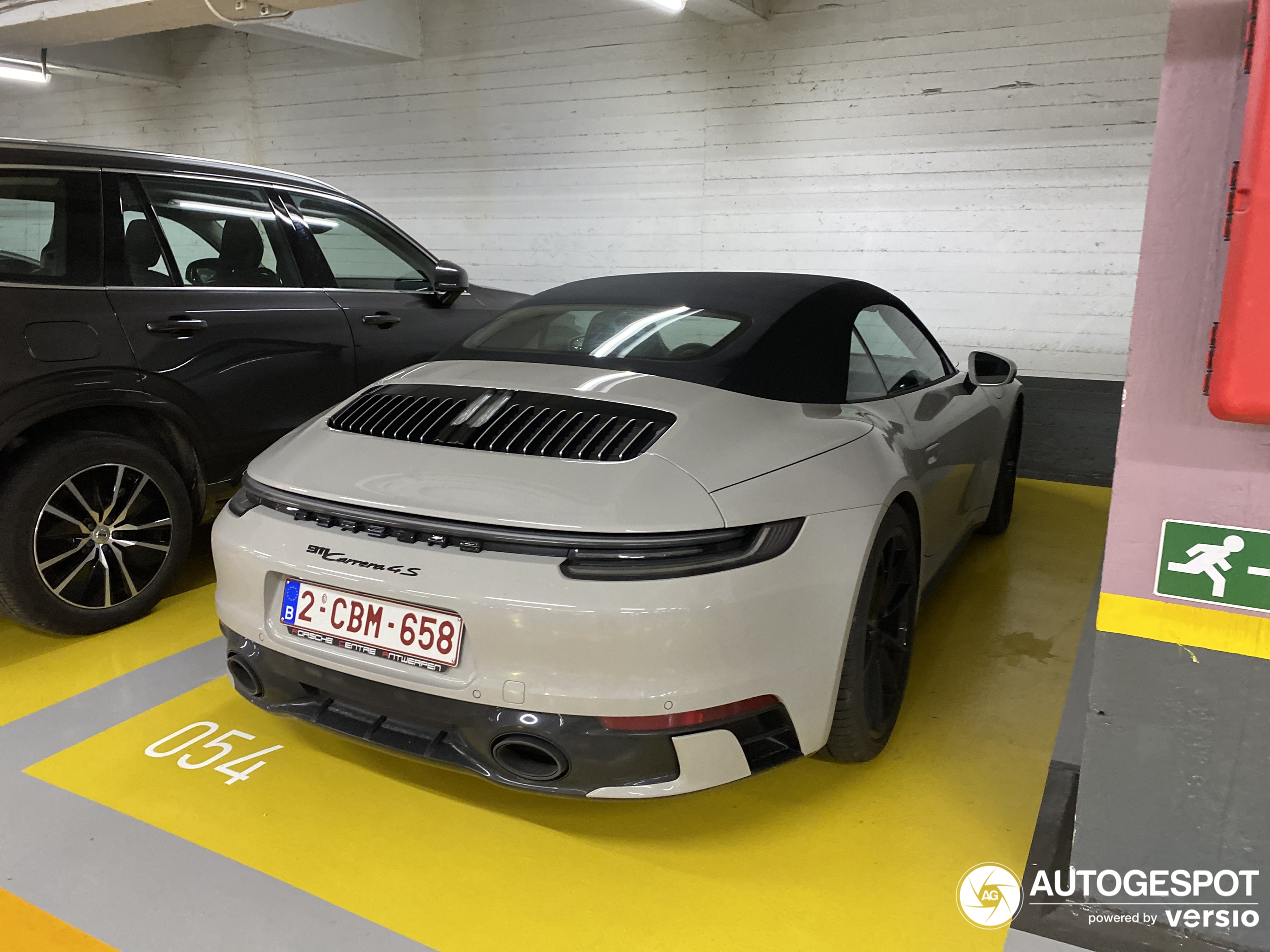 Porsche 992 Carrera 4S Cabriolet