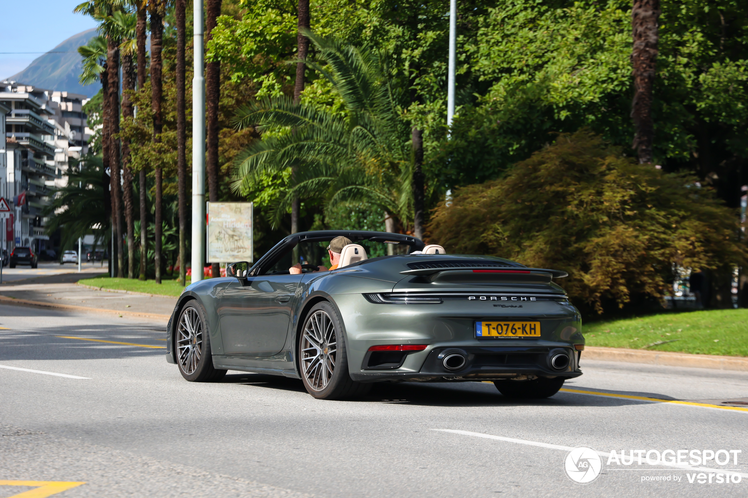 Porsche 992 Turbo Cabriolet