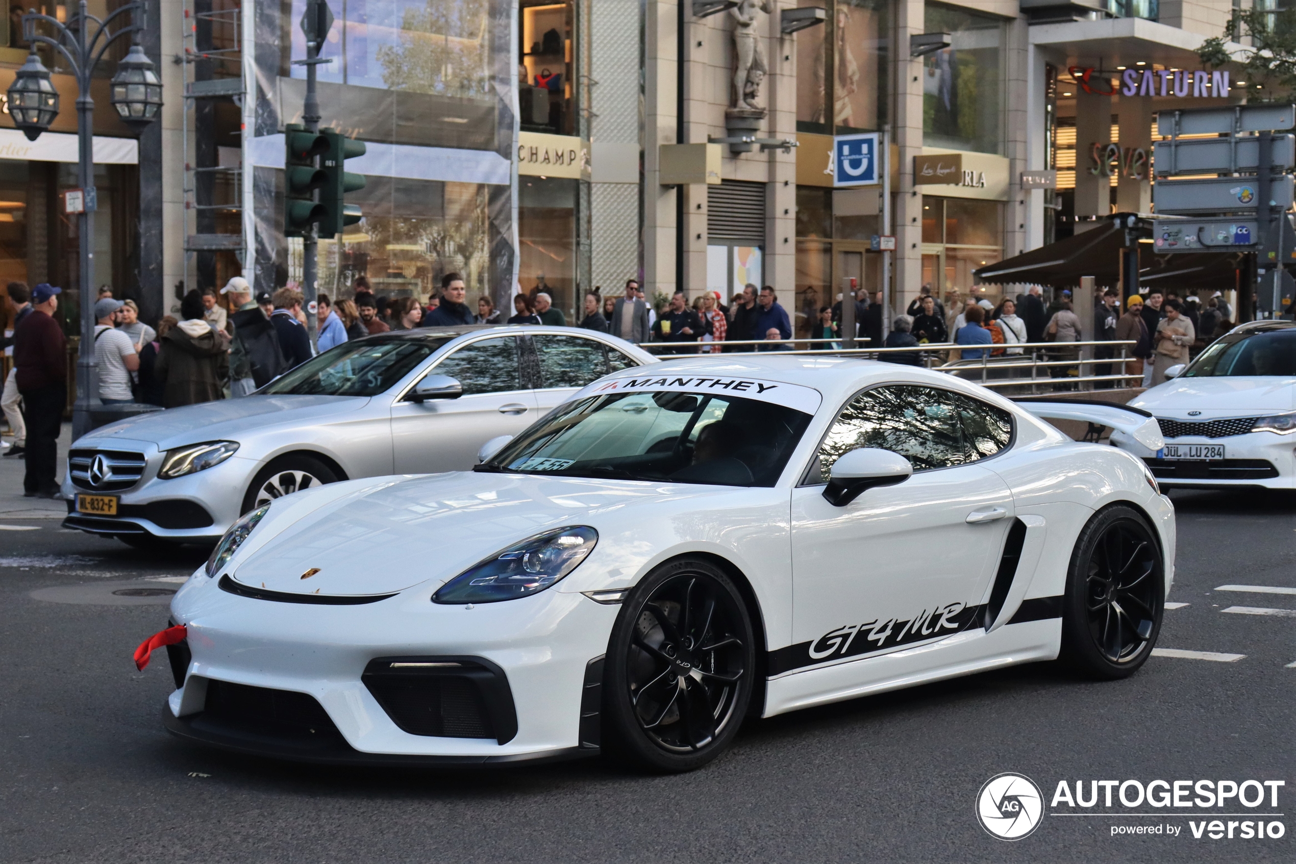 Porsche Manthey Racing 718 Cayman GT4