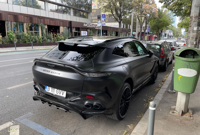 Aston Martin DBX707