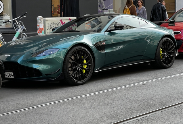 Aston Martin V8 Vantage Formula 1 Edition